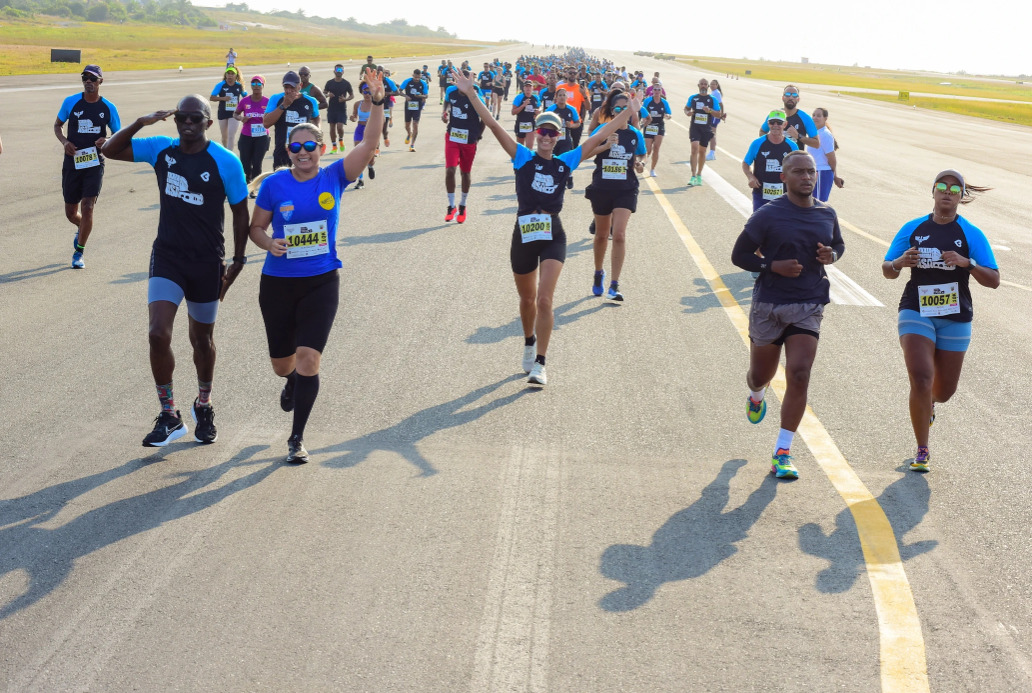 Corrida da Asa: Aeroporto de Salvador recebe experiência exclusiva que une esporte, história e aviação