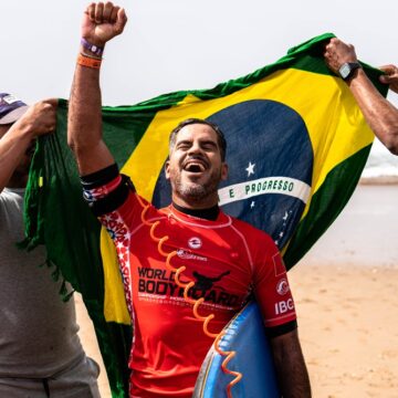 Feito histórico: baiano Uri Valadão conquista bicampeonato mundial de bodyboarding Feito histórico: baiano Uri Valadão conquista bicampeonato mundial de bodyboarding
