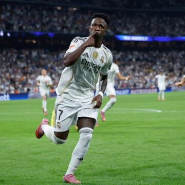 Real Madrid vence Villarreal com dois de Vini Jr e um de Mbappé; veja melhores momentos