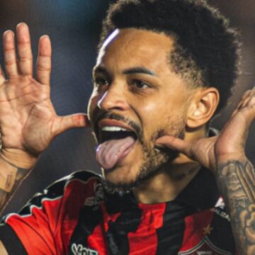 Vitória vence o Santos na Vila Belmiro e segue vivo na luta contra o Z4