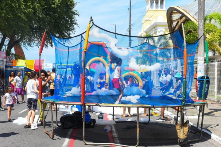 Salvador celebra Dia das Crianças com evento gratuito e ruas lotadas no Comércio