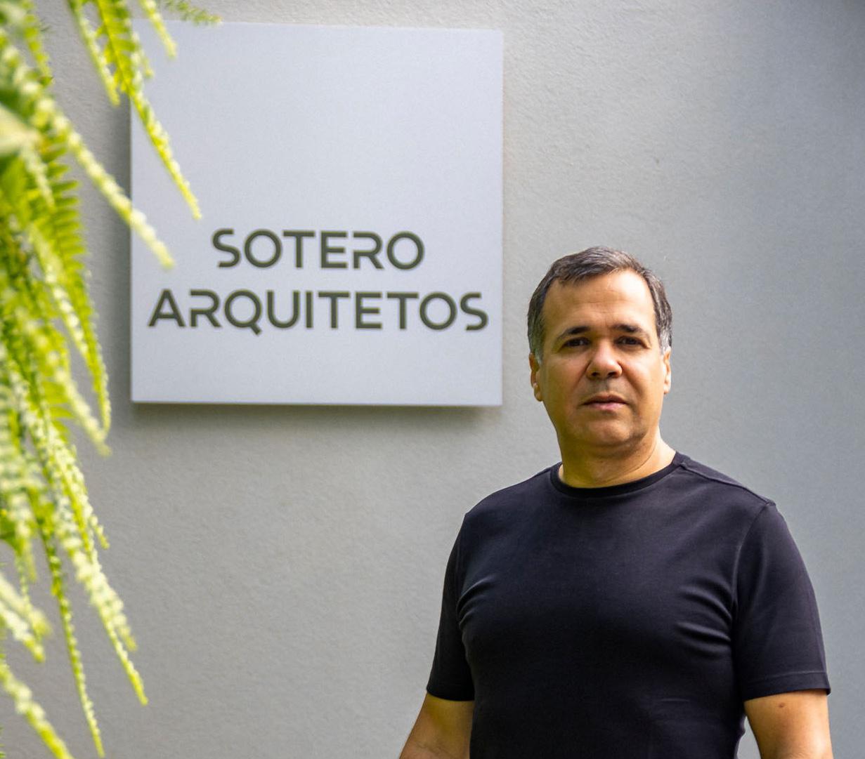 Baiano comanda palestra na 14ª Bienal Internacional de Arquitetura