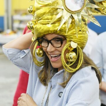 Janja confirma presença em desfile de escola de samba que irá homenagear Lula