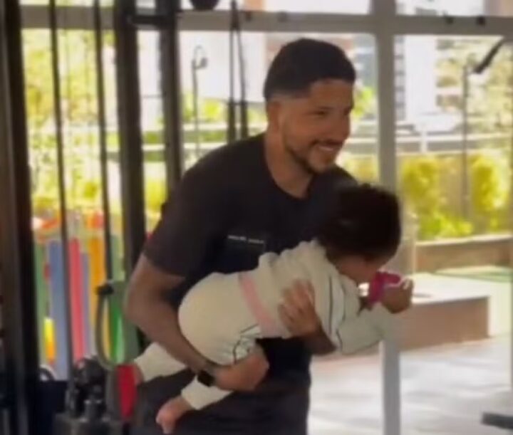 Ex de Iza, Yuri Lima se declara após passar a tarde com a filha: ‘De onde venho tirando força’ Ex de Iza, Yuri Lima se declara após passar a tarde com a filha: ‘De onde venho tirando força’