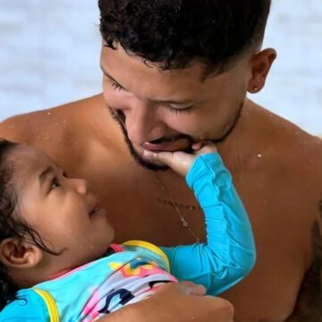 Yuri Lima explica por que deixou o futebol e chora ao falar da filha Yuri Lima explica por que deixou o futebol e chora ao falar da filha