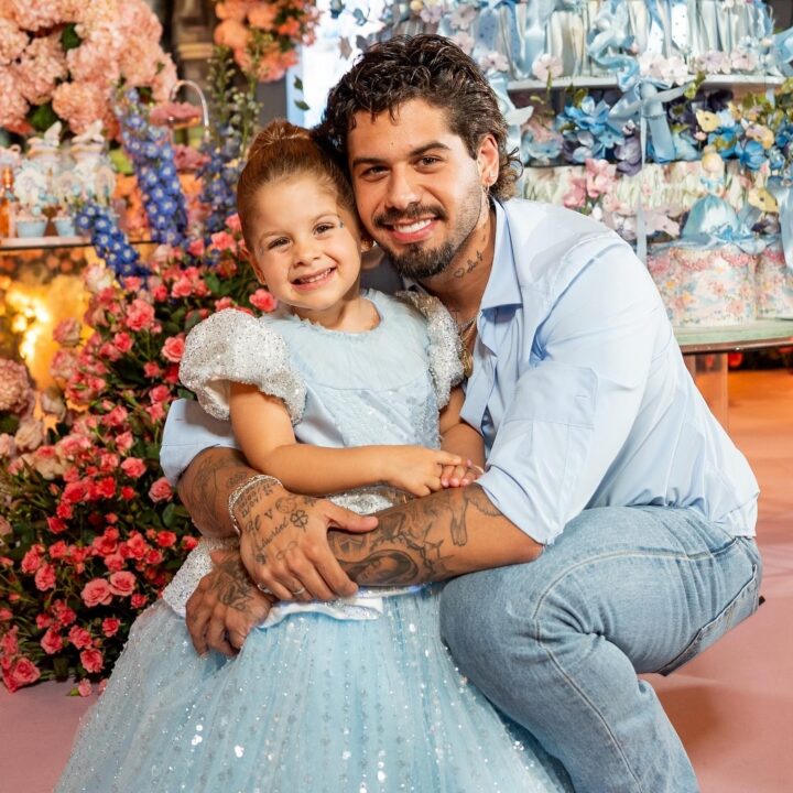 Zé Felipe abre álbum de fotos de mega aniversário de Maria Flor: ‘Papai ama’