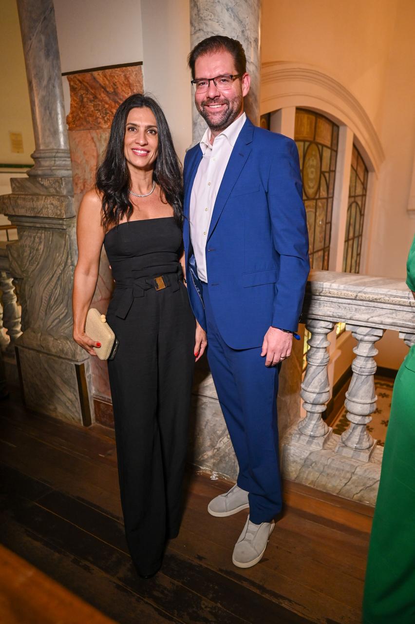 Karine Queiroz e Maximilian Heindl