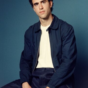 Zeca Veloso lança primeiro álbum solo e fala sobre influência da religião: “A coisa mais importante para mim é Jesus”