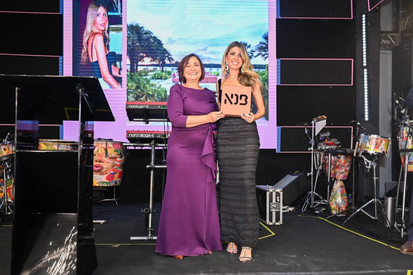 Dora Oliveira e Karla Hagenbeck