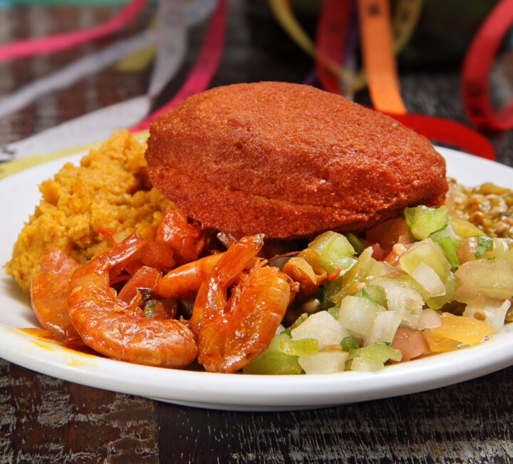 No Dia da Baiana de Acarajé, o Alô Alô Bahia quer saber: qual é o melhor acarajé da Bahia?