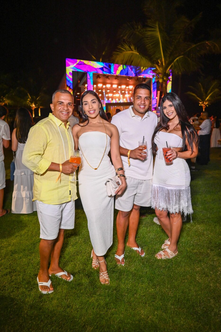 Bira, Jaqueline Guimarães Almeida, Yan Vitor e Maria Camila