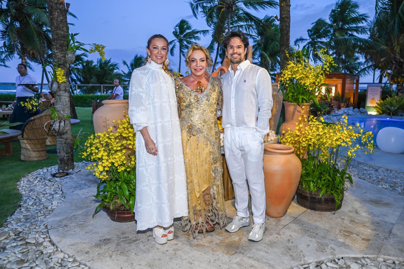 Priscila, Isaura Müller e Rodrigo Almeida