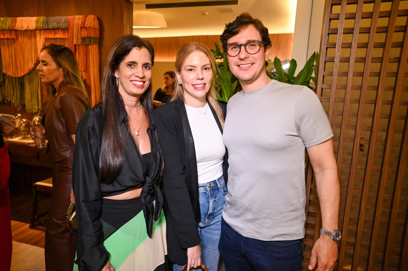 Fernanda Bahia, Haytana Braga e Lucas Lobo