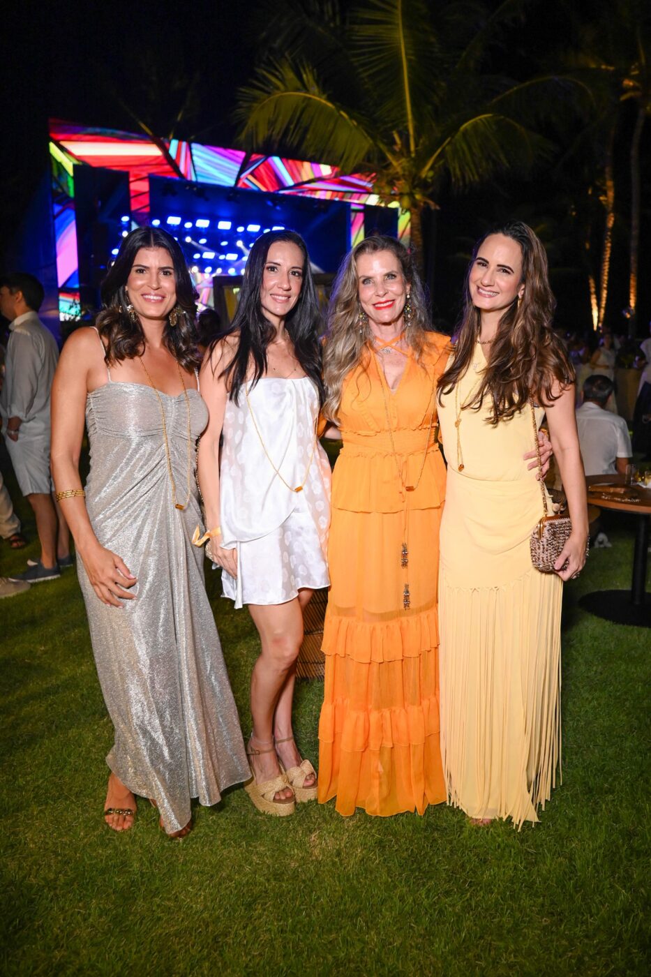 Carolina Sahade, Marianna Andrade, Dea Fialho e Roberta Mathias