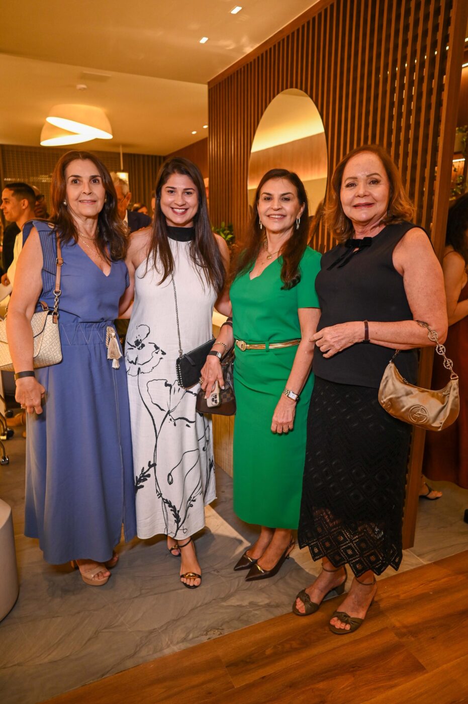 Cássia Nogueira, Maria Eduarda Andrade, Silvana Nogueira e Eliane Kruschewsky