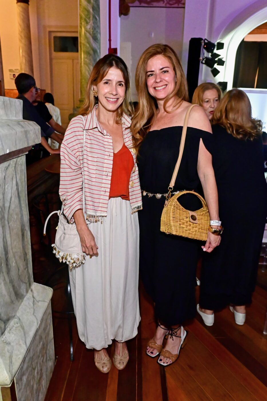 Irá Salles e Gabriela Holland