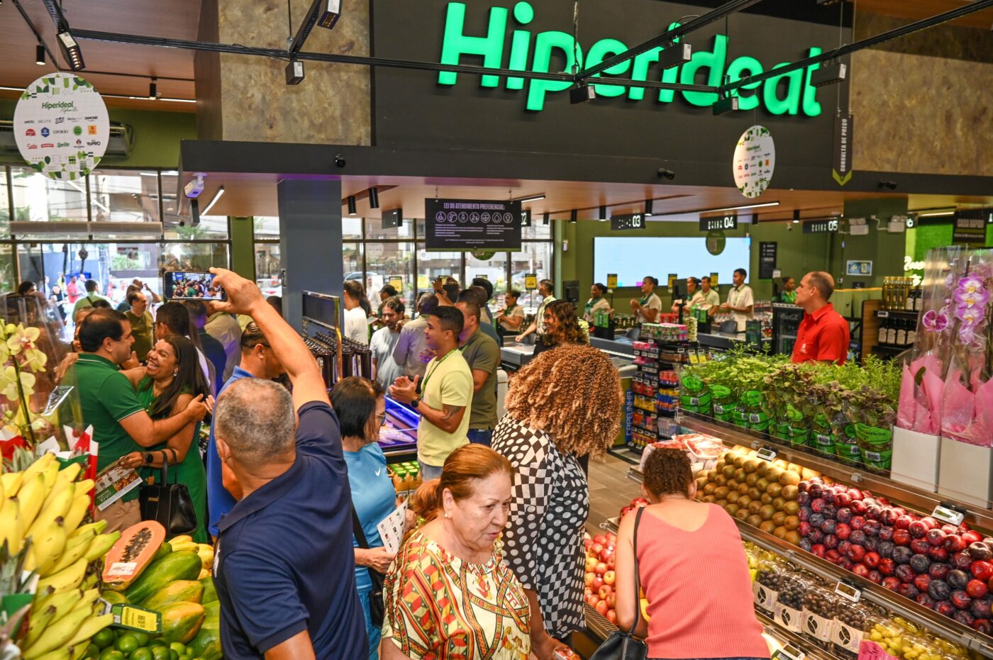 Hiperideal Alphaville