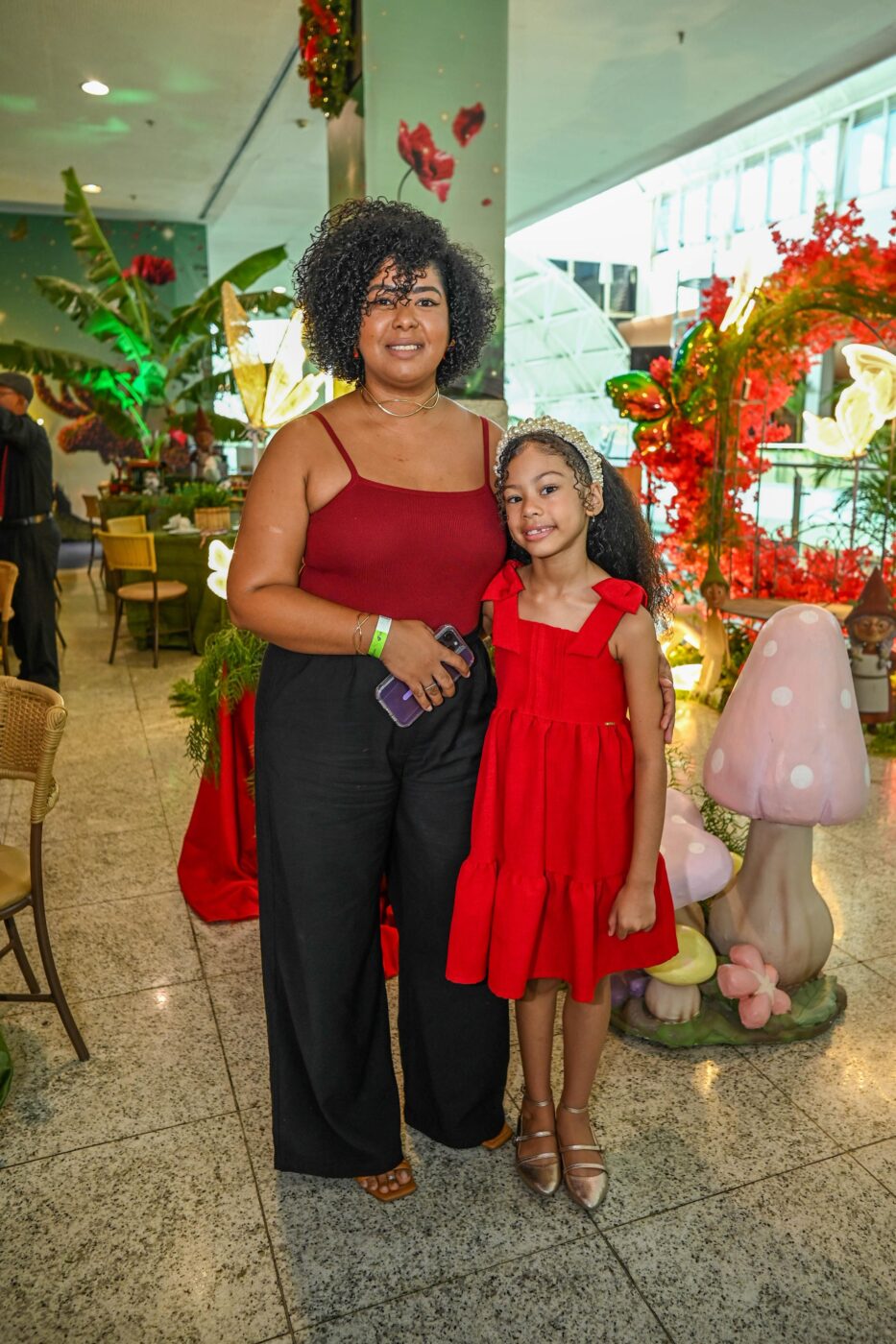 Carmem Assis e Melinda Kahena