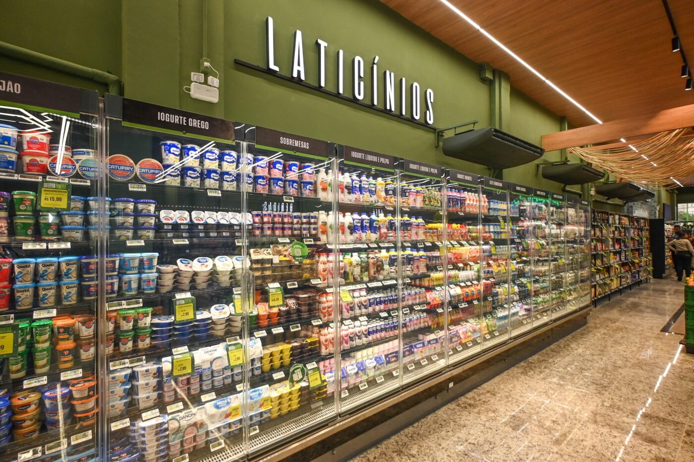 Hiperideal Alphaville