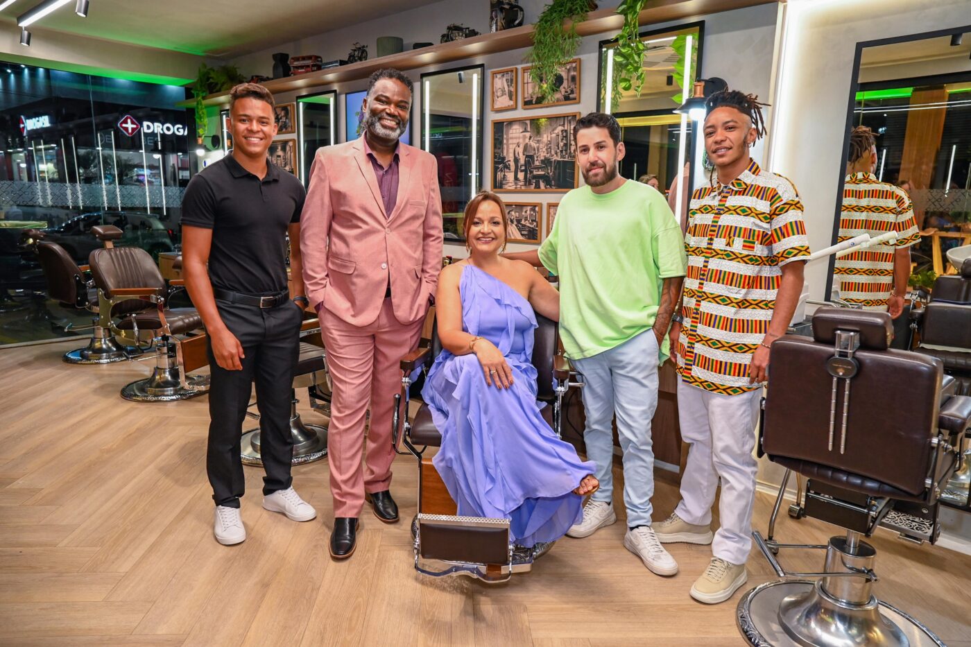 Everson Sousa, André Carioca, Érika Oliveira, Gaab Avilla e Robert Rael