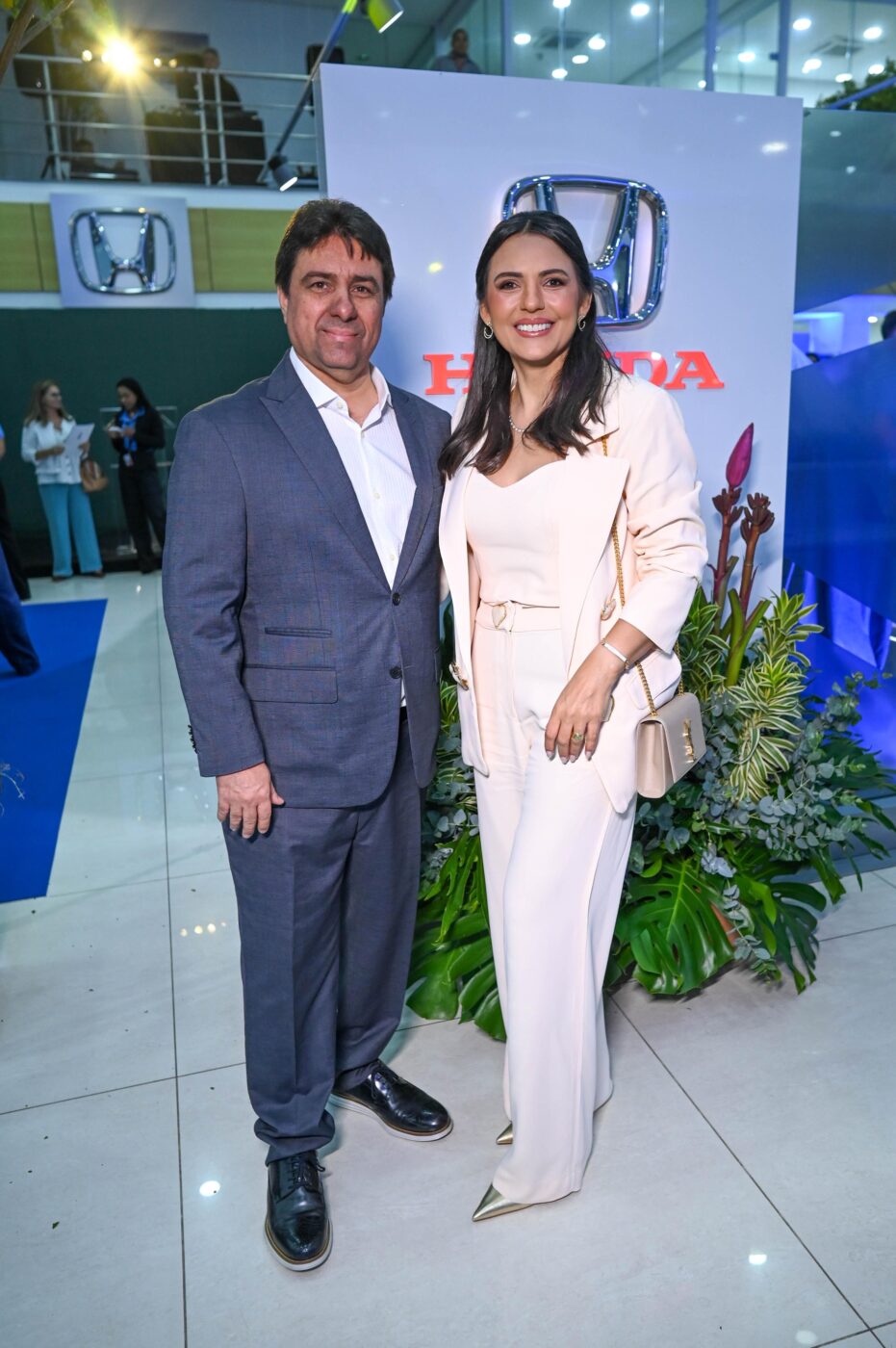 Júnior Moura e Mônica Moura