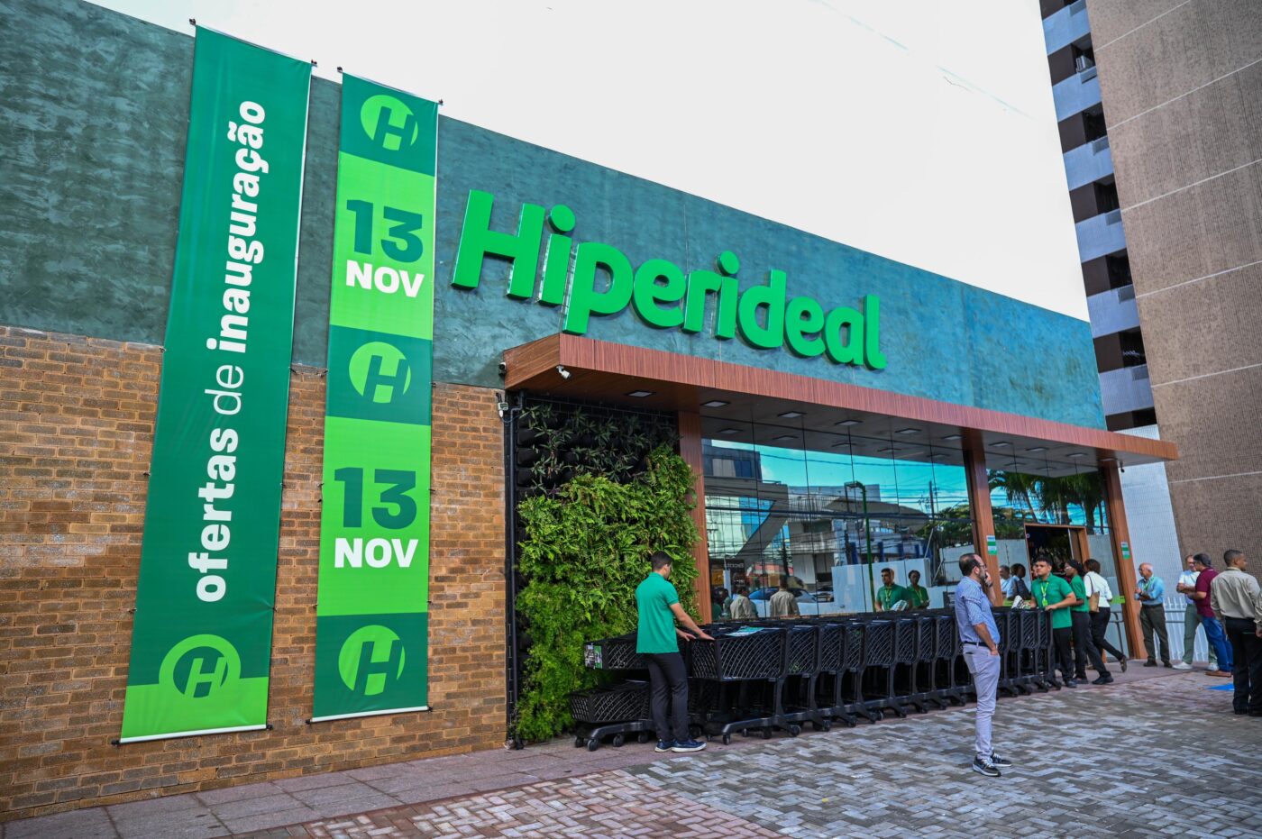 Hiperideal Alphaville