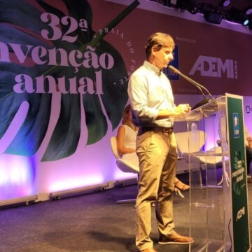 Ademi-BA celebra 50 anos e reúne mercado imobiliário na 35ª Convenção na Praia do Forte