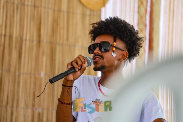 Escritor baiano lança livro e projeto educativo em Maputo com foco na literatura negra