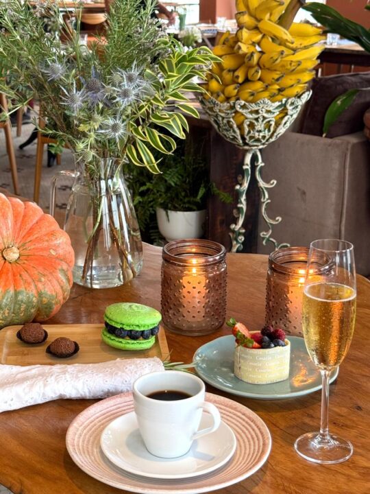 Casarìa Tirachapéu inaugura ritual da “Merenda das Cinco”