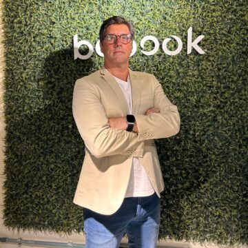 Startup baiana do setor hoteleiro, com R$ 2,6 bilhões sob gestão, avança para o mercado europeu