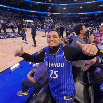 João Gomes realiza sonho antigo ao acompanhar jogo da NBA na primeira fila