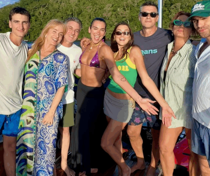 Angélica e Luciano Huck recebem Dua Lipa e família em Angra dos Reis
