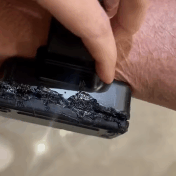 Bolsonaro admite ter usado ferro de solda para queimar tornozeleira; veja vídeo