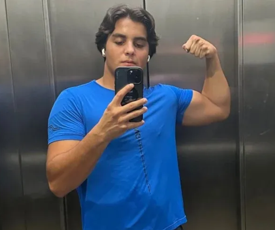 Filho de Ivete, Marcelo estreia ao lado do pai em natação na Travessia Itaparica-Salvador