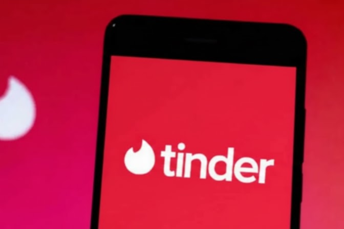 Igual fora do app? Tinder anuncia novidade para evitar enganações
