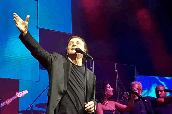 Fábio Jr. faz show em Salvador e se declara para fãs baianos: “Sem vocês eu não existiria”