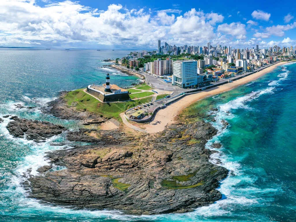 “A Barra está morrendo”: excesso de eventos no bairro é motivo de preocupação de vereadores