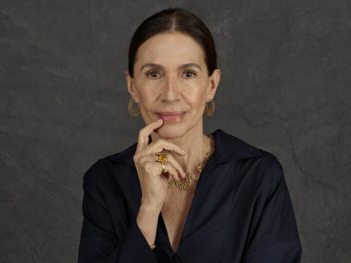 Flora Gil estrela retrospectiva da joalheira Junia Machado no Fasano Salvador