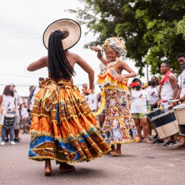 Ilê Aiyê e Pagode do Muniz fazem show gratuito na Caminhada da Consciência Negra em Sussuarana