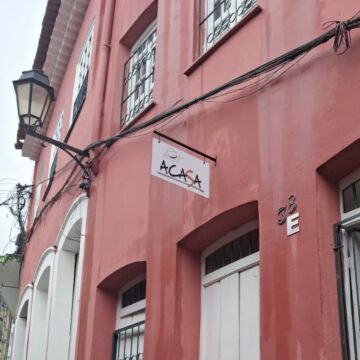 Natal solidário da ONG ACASA mobiliza doações para garantir celebração digna a crianças e famílias do Pelourinho