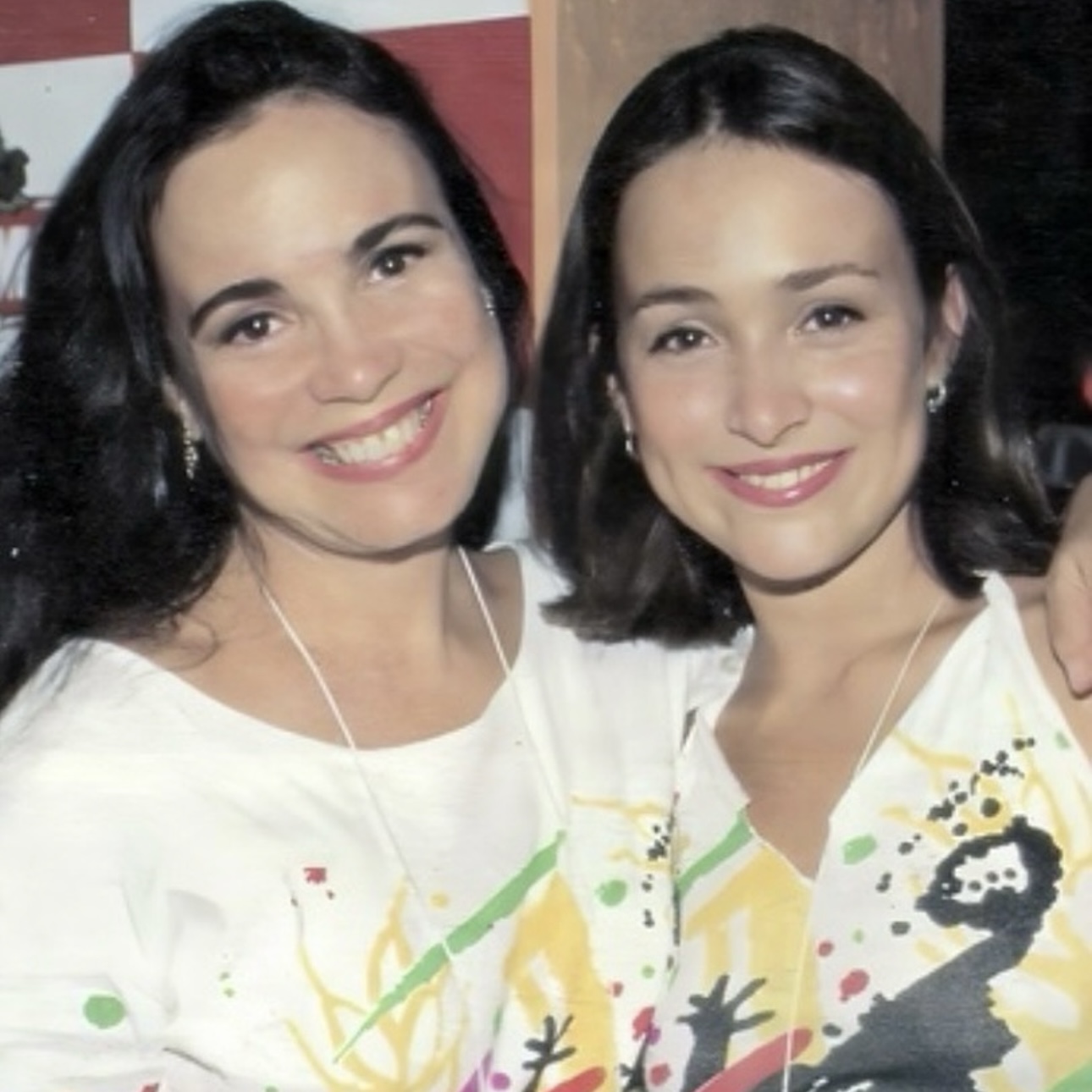 Gabriela Duarte comenta por que não atua mais ao lado da mãe, Regina Duarte