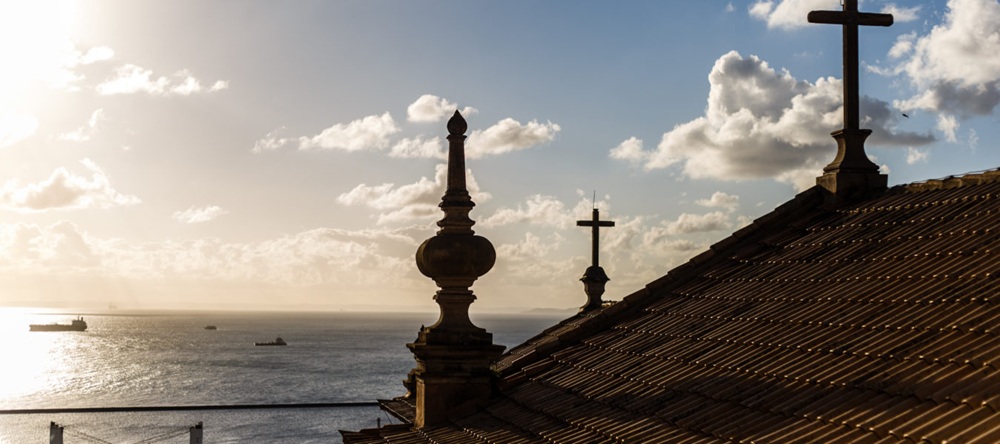 Calor retorna a Salvador com tempo firme e poucas chances de chuva; confira previsão