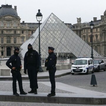 Assalto ao Louvre expõe vulnerabilidades: senha do sistema era “Louvre”