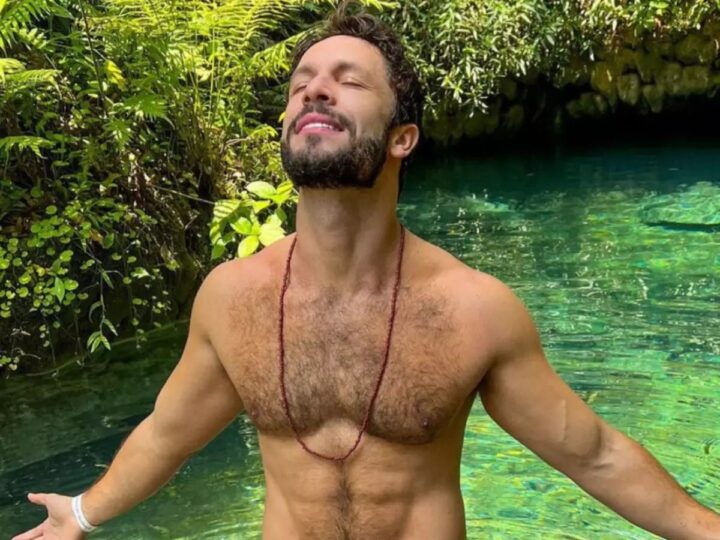 Rainer Cadete desabafa após ser seguido em praia de nudismo: ‘Não consegui’