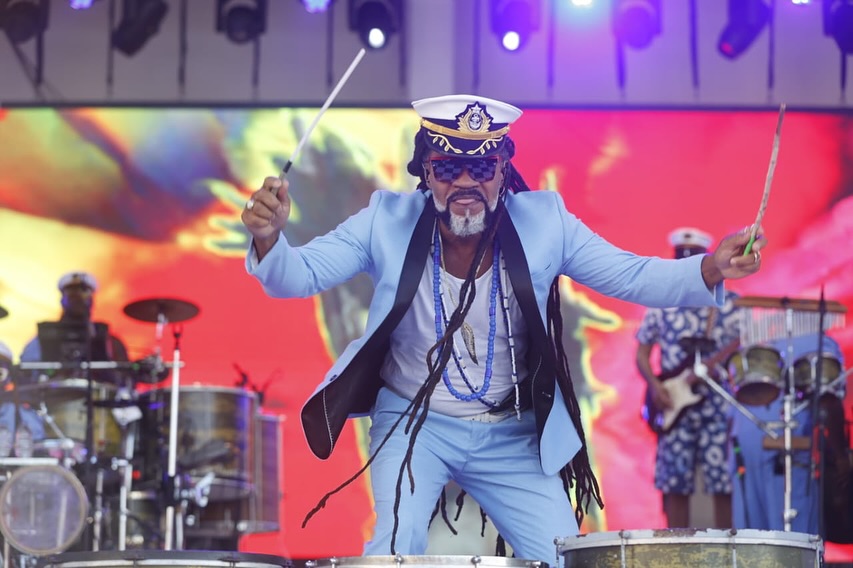 Comandada por Carlinhos Brown, Enxaguada de Yemanjá abre venda de ingressos; saiba valores e onde comprar