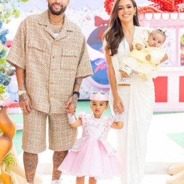 Bruna Biancardi compartilha registro fofo das filhas Mavie e Mel: “Juntas”