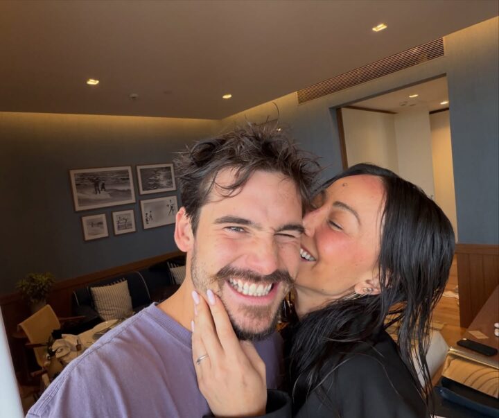 Nicolas Prattes ganha surpresa romântica de Sabrina Sato: “Nova história que já nasce especial”