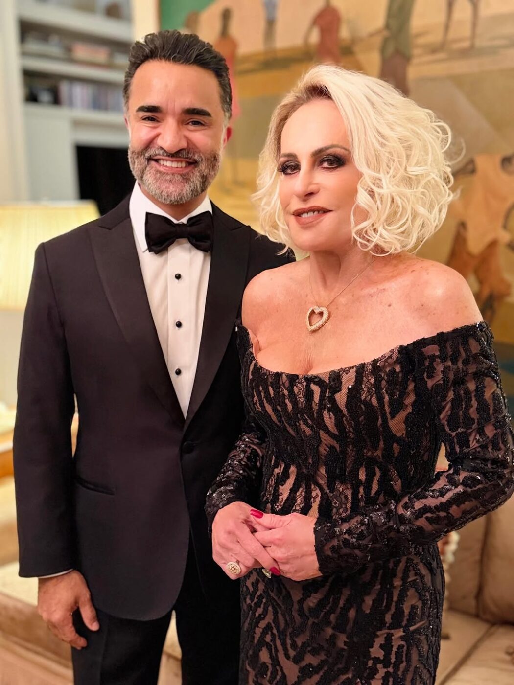 Ana Maria Braga surge deslumbrante em cliques especiais ao lado do marido Fábio Arruda; veja