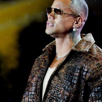 Famosos demonstram apoio a Léo Santana após cantor adiar show por conta das fortes chuvas em Salvador