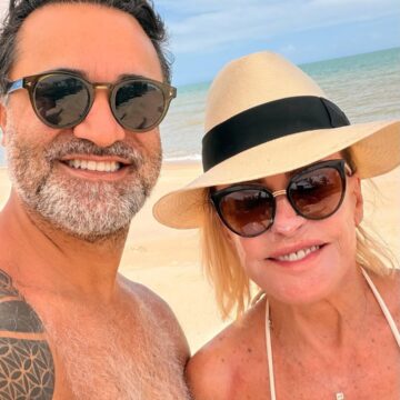 Ana Maria Braga compartilha clique romântico na praia com o marido